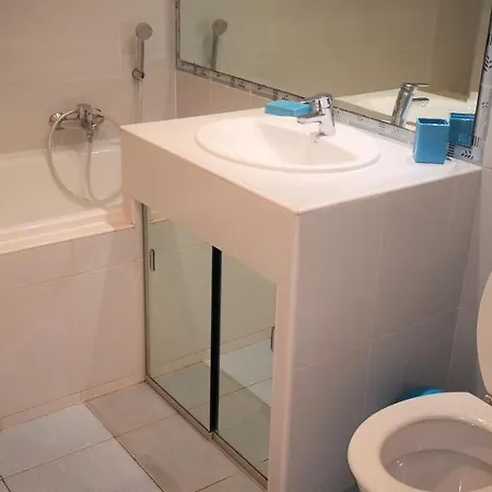 Domaine Flore Dauphin Apartman *